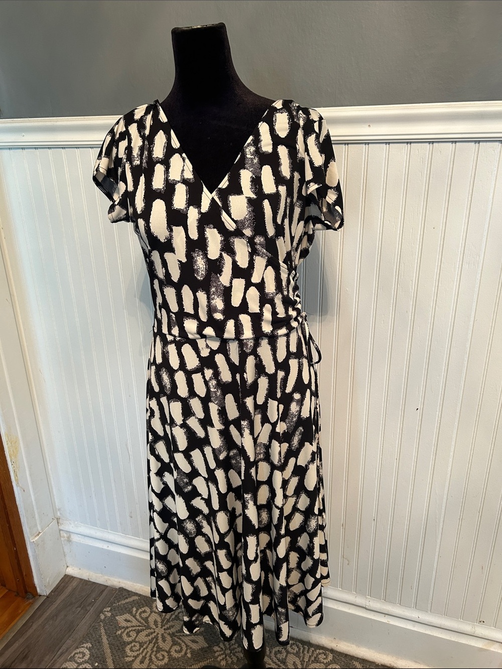 Chadwicks Black & White Wrap-Style Midi Dress